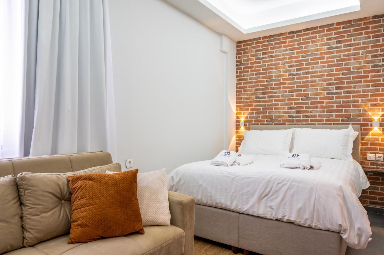 Chic Centre Suites אתונה מראה חיצוני תמונה