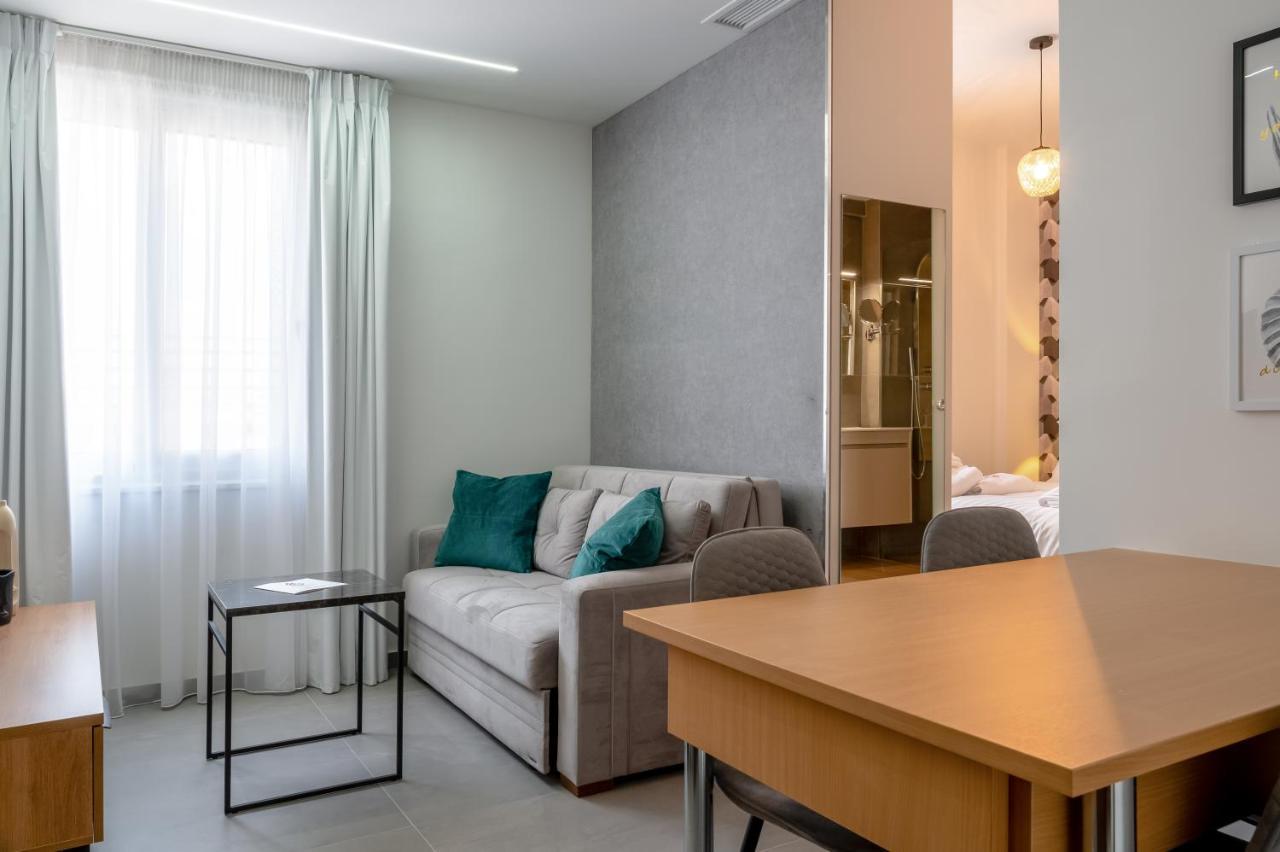 Chic Centre Suites אתונה מראה חיצוני תמונה