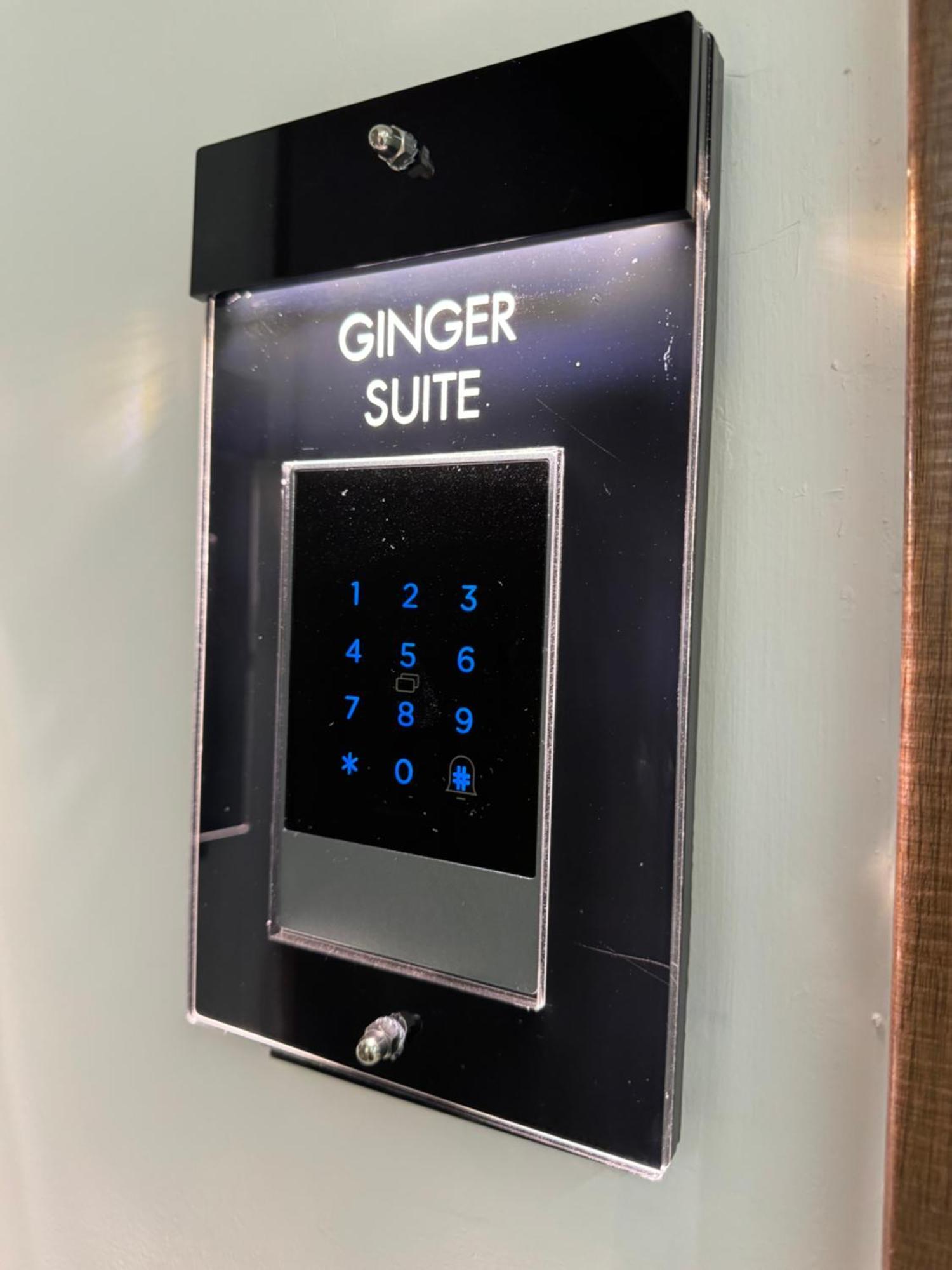 Chic Centre Suites אתונה מראה חיצוני תמונה